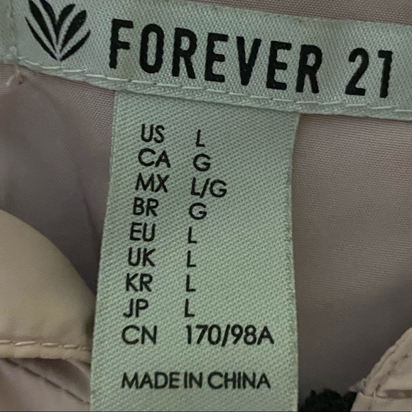 New windbreaker - Picture 2 of 3